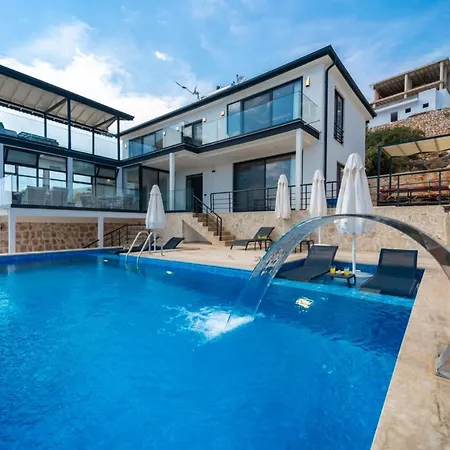 Bella Rose Is A Stunning With A Sea View * Gokceoren (Antalya)